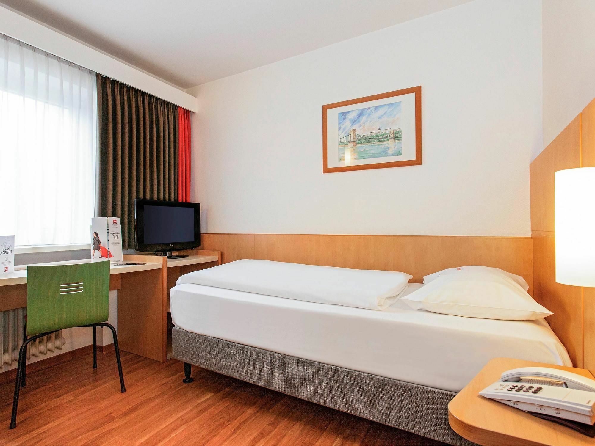 Saar City Hotel Саарбрюккен Экстерьер фото